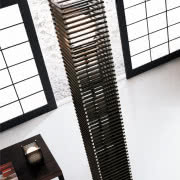 Klosz Diva wykonany ze sklejki orzechowej lub...