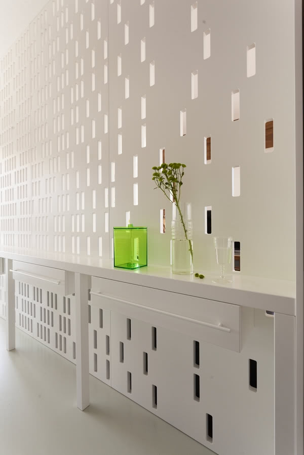 Ażurowa ściana w kuchni.