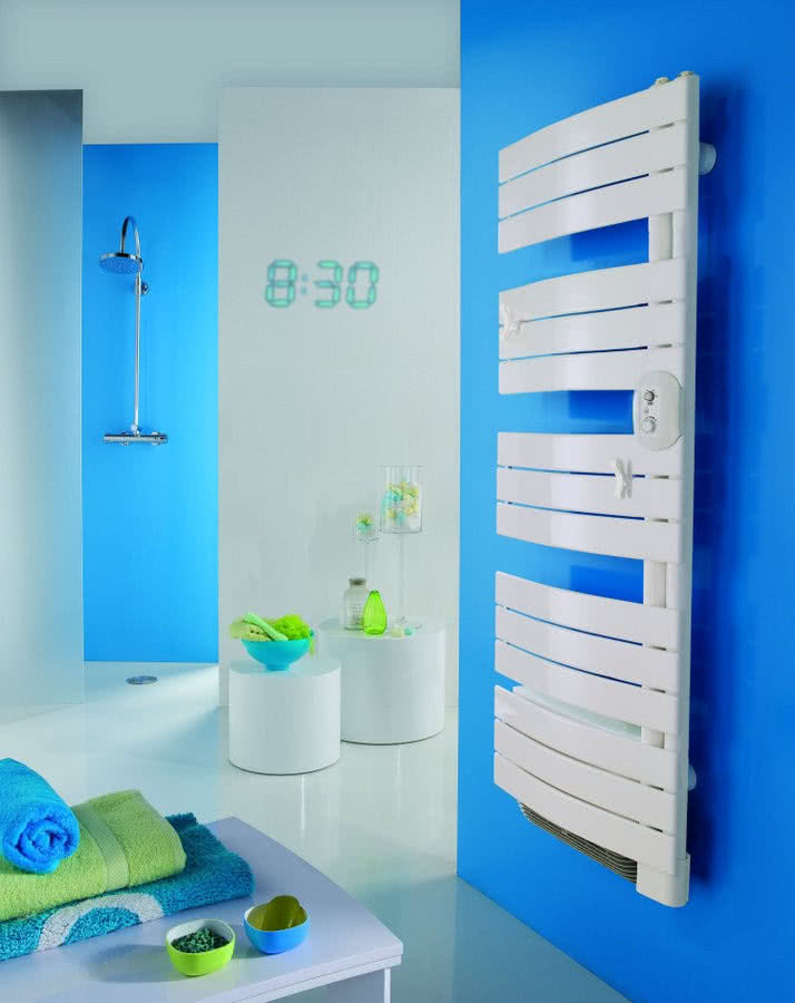 Grzejnik Nefertiti w wersji wodnej lub...