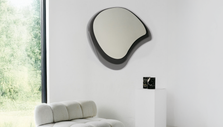 Lustro na ścianę w zgodzie z trendami - co będzie królować we wnętrzach w 2026 roku?
