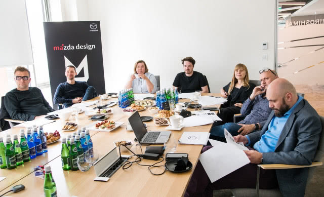 Komisja podczas obrad. Od lewej: Tomek Rygalik, Edgar Bąk, Anna Grużewska, Marcin Rusak, Alicja Patanowska, Jo Stenuit, Szymon Sołtysik.