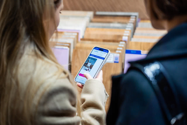 Odkryj przyszłość zakupów podłóg - Quick-Step otwiera innowacyjne sklepy w Polsce!