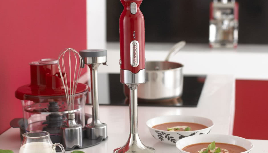 Blender ręczny, kielichowy czy wielofunkcyjny robot kuchenny? Pomagamy wybrać