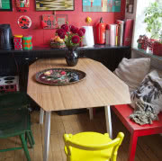 Stół do jadalni, proj. Jon Karlsson - zdjęcie z...