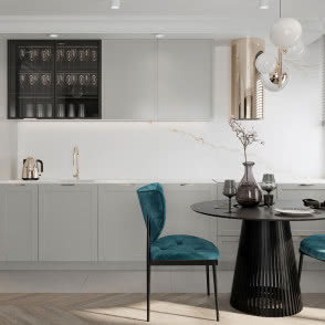 białe meble kuchenne, kieliszki, okap, piekarnik, czarny okrągły stół z krzesłami, oświetlenie sufitowe, jodełka na podłodze, zaluzje