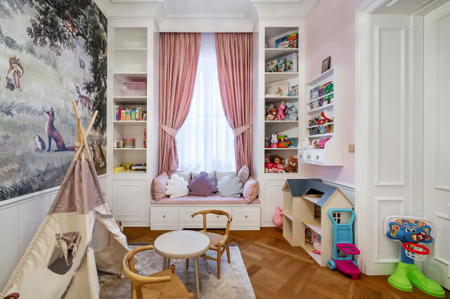 pokój dziecka, dziewczynki, tapeta z motywem leśnym