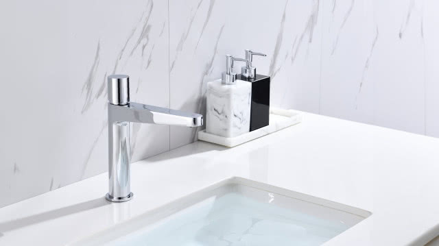 Bateria umywalkowa łazienkowa Bernstein 8213.