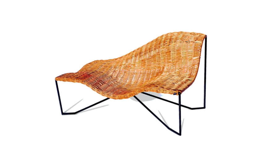 AYU - płynna forma sofy AYU to efekt połączenia...