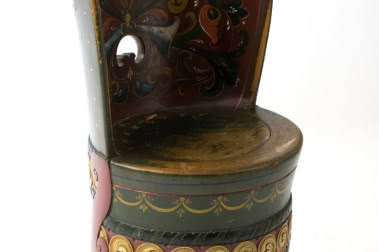 Krzesła samorodne - historia i design