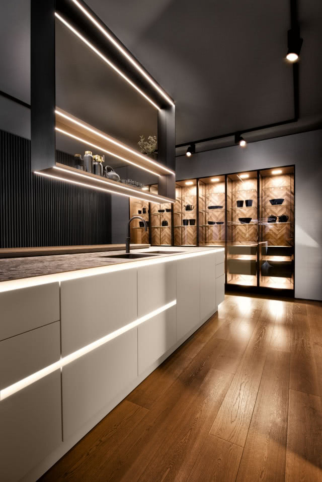 Premiera New Handle-Free SieMatic