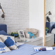 - Jest w projektowaniu zasada, że jeden kolor...