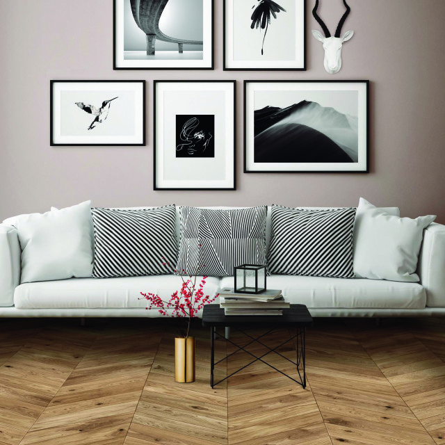 Dębowa podłoga w jodełkę