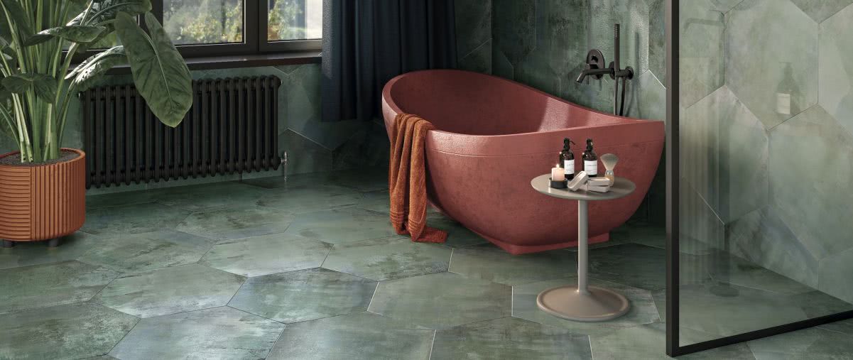 Co będzie modne w 2026 r. we wnętrzach? Czas na zieleń, szkło i oryginalne tapety 