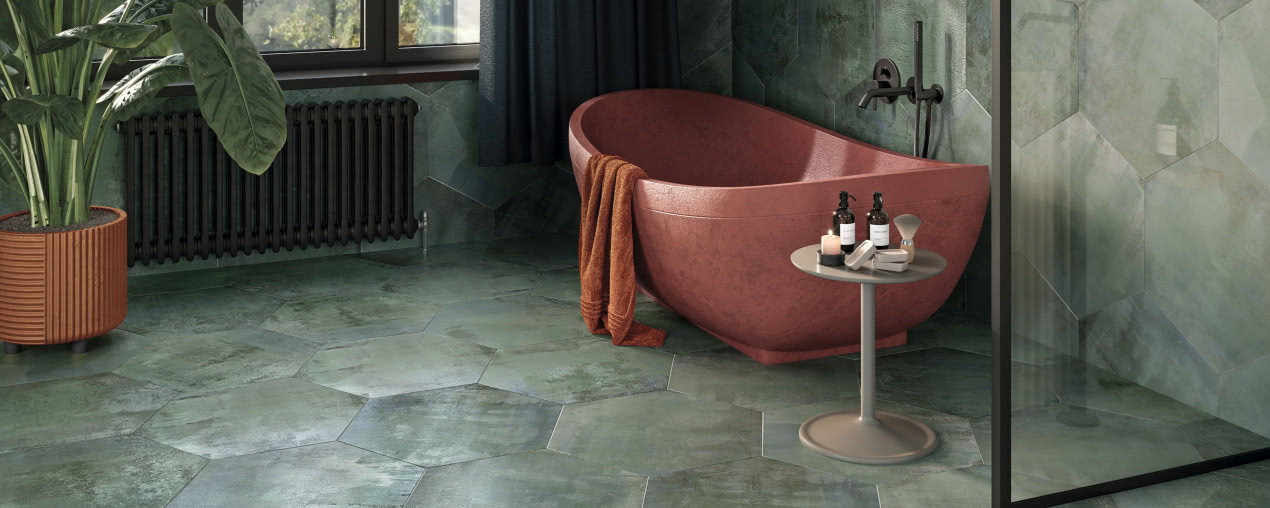 Co będzie modne w 2026 r. we wnętrzach? Czas na zieleń, szkło i oryginalne tapety