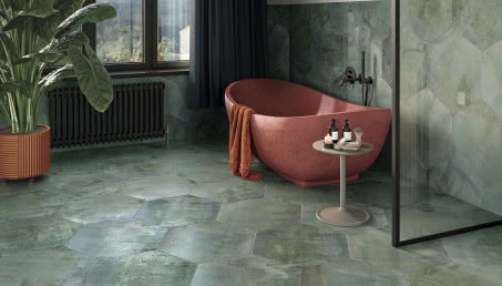 Co będzie modne w 2026 r. we wnętrzach? Czas na zieleń, szkło i oryginalne tapety