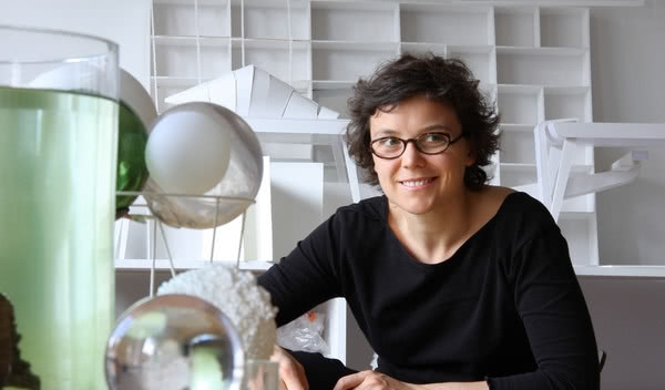 Benjamin Hubert - lampy z korka i betonu