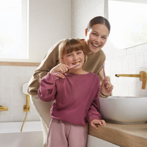 Nowoczesna i ekologiczna łazienka - jak zaoszczędzić 16 tys. litrów wody i mieć wnętrze jak z katalogu?