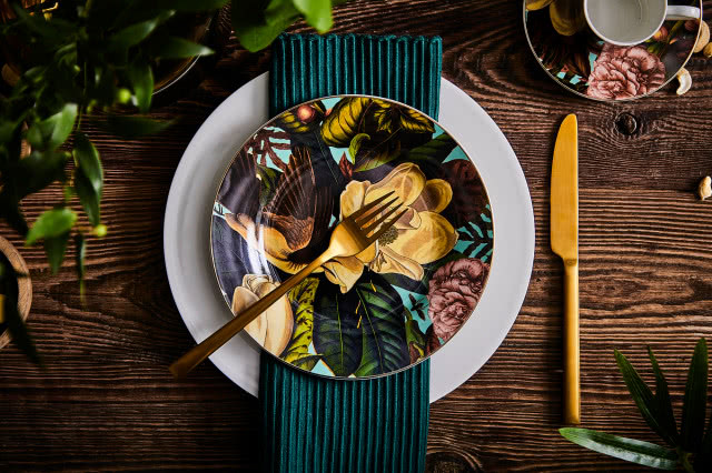 motywy kwiatowe złoty widelec i nóz