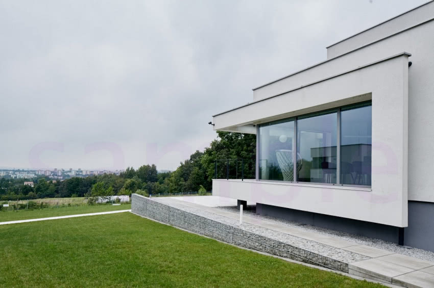 - Szukając dla siebie działki, przyjęliśmy trzy...