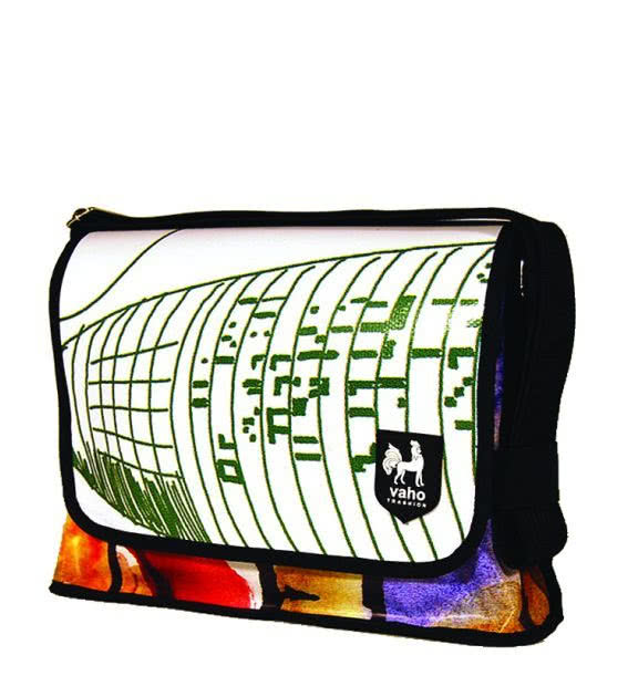 Fantazyjne torby VAHO! kupić można w firmowych...