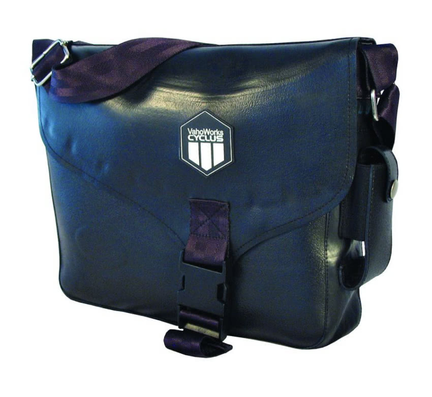 Fantazyjne torby VAHO! kupić można w firmowych...