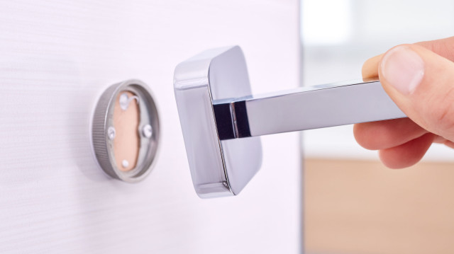 Tesa wzbogaciła asortyment akcesoriów łazienkowych - dobry design idzie w parze z łatwym montażem!