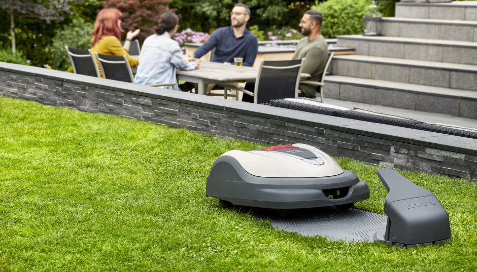 Zalety robotów koszących trawniki