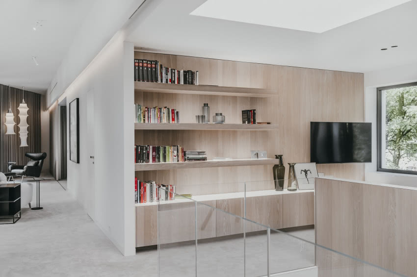 Elegancki fornir łączy ze sobą poszczególne...