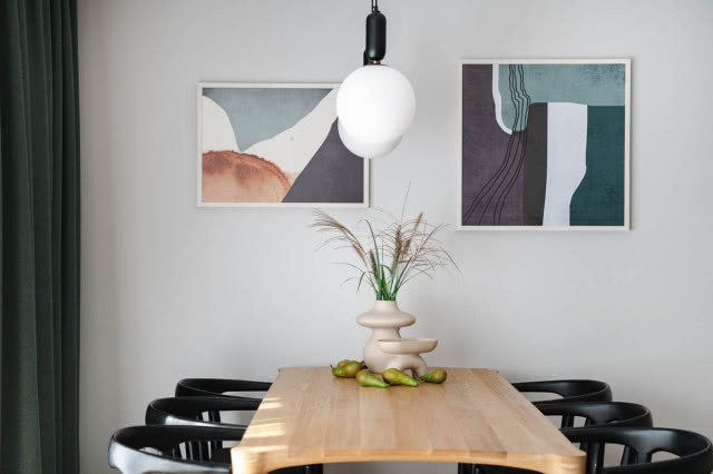 Prosta jadalnia w skandynawskim stylu