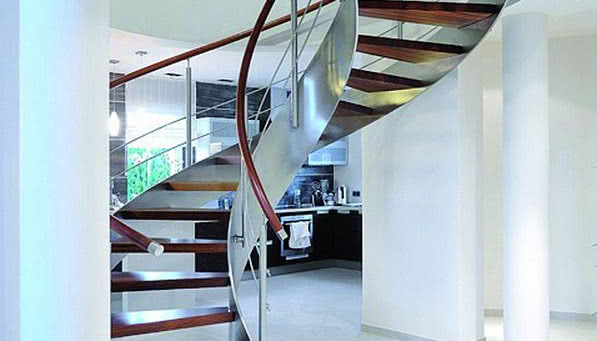 Zakup salonowych schodów