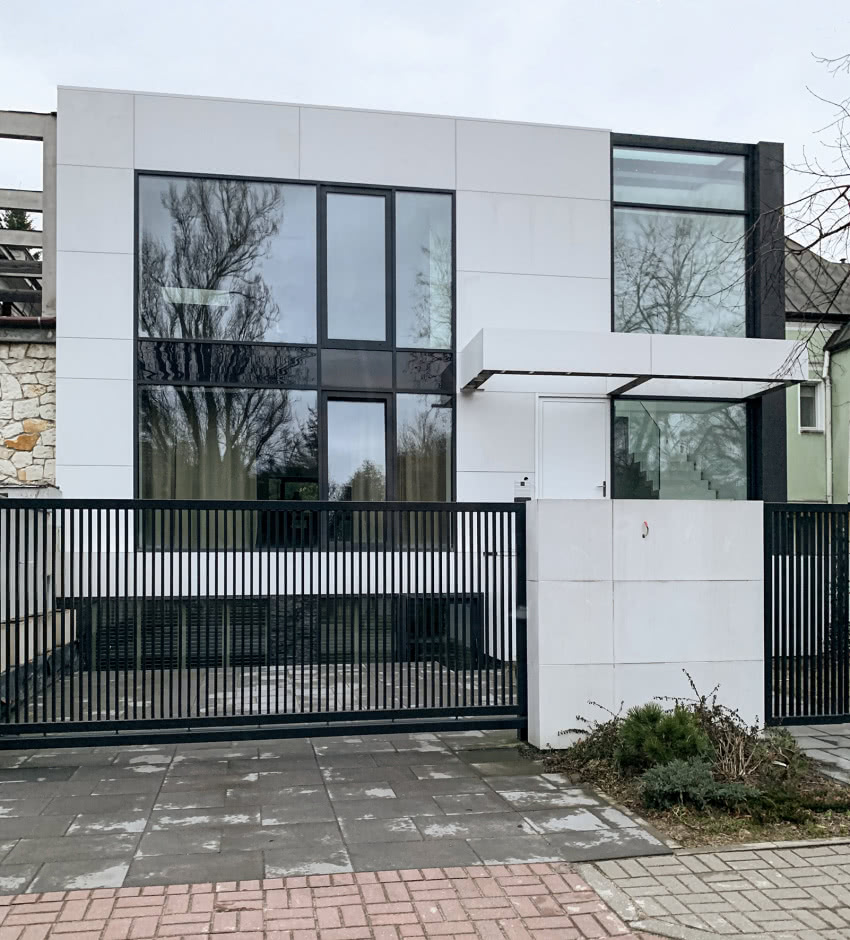 Żoliborski dom kostka po metamorfozie, proj. mgr...