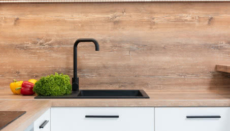 Zlew granitowy czy stalowy – które rozwiązanie lepiej sprawdzi się w codziennym użytkowaniu?