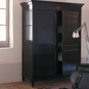 Provencal - szafa wykonana z litego drewna...