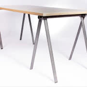 Hocker, Projekt Stołek