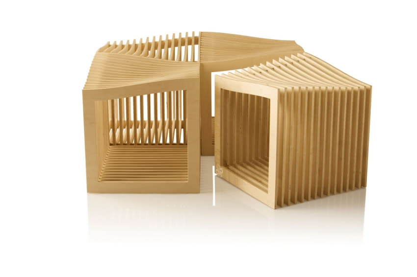 Siedzisko FALON - sześcian złożony z 15 warstw...