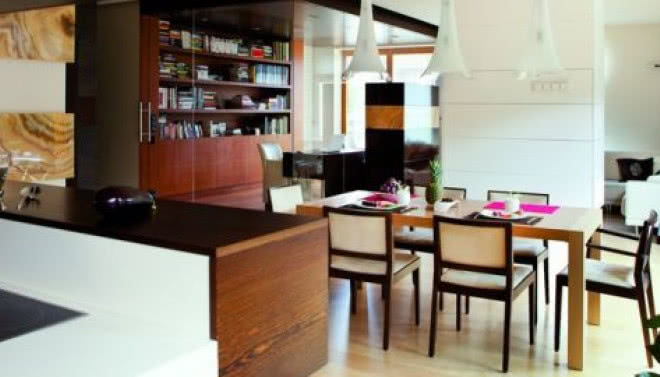 Szklane ściany apartamentu