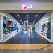 Uroczyste otwarcie LG Brand Store w Warszawie