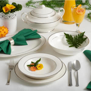 Aranżacja wielkanocnego stołu z porcelaną Villa Italia