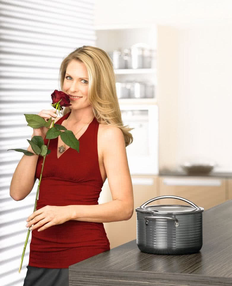 Garnek Vision, połączenie stali i ceramiki...