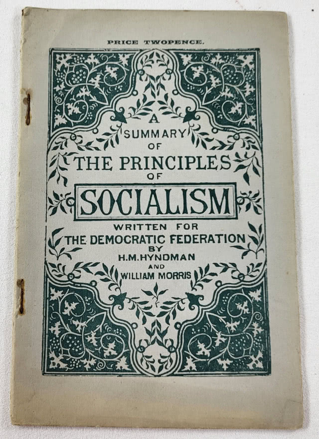 książka pt. Socjalizm, okłada projektu Morrisa