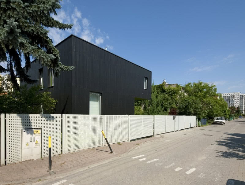 Dom kostka po przebudowie, widok od ulicy, proj....