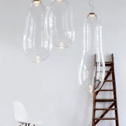 Krzesło Theo zaprojektowane przez Brytyjczyka...