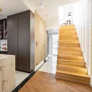 Dom inny niż wszystkie. Te wnętrza zachwycają oryginalnością!