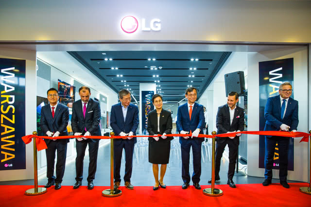 Uroczyste otwarcie LG Brand Store w Warszawie