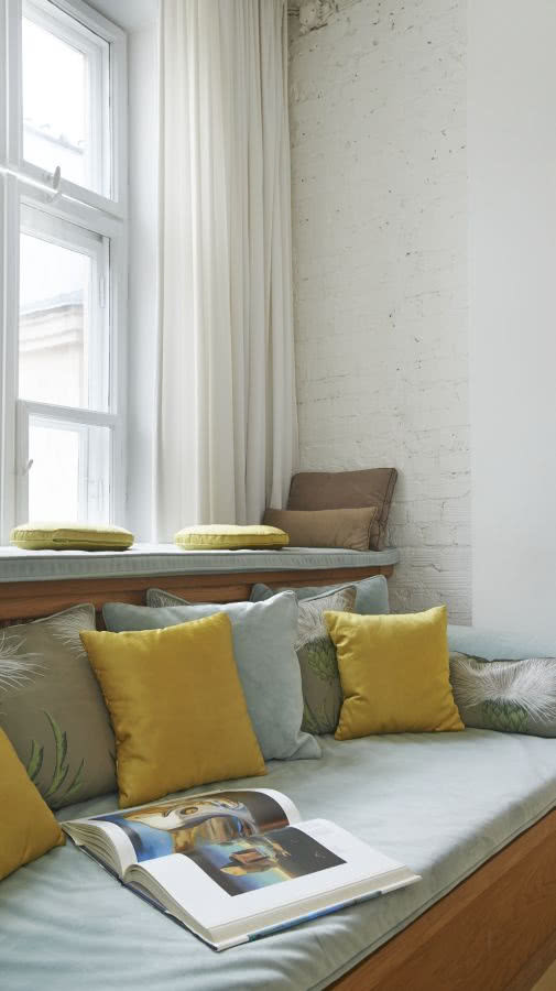 Sofa w orientalnym stylu została zrobiona na...