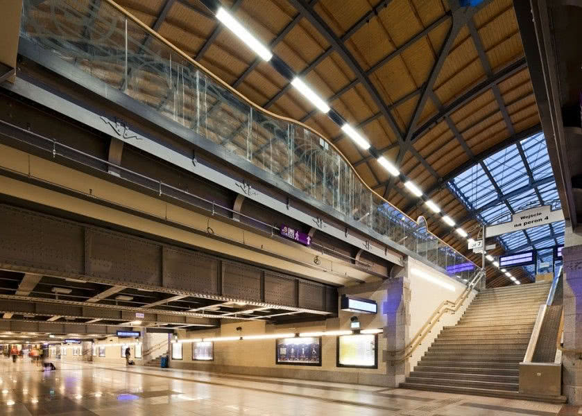Dworzec Wrocław Główny, projekt Grupa 5...