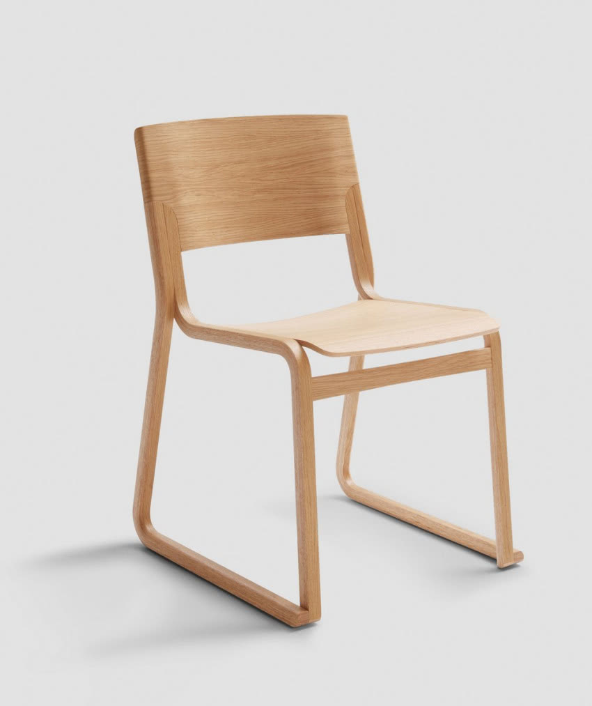 Krzesło Theo zaprojektowane przez Brytyjczyka...