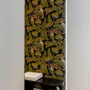 Apartament w dawnej dzielnicy przemysłowej. Dominuje w nim orzechowe drewno i vintage dodatki!