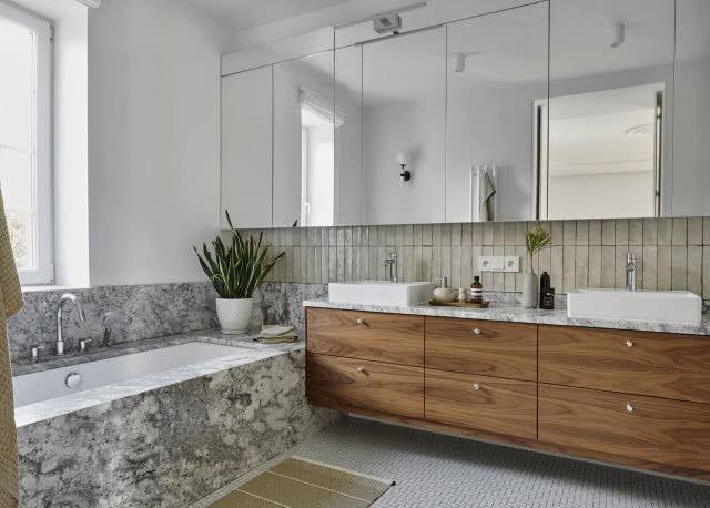 obudowa wanny z kamienia