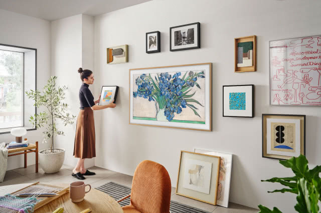 Telewizor czy dzieło sztuki? Samsung The Frame podbija wnętrza